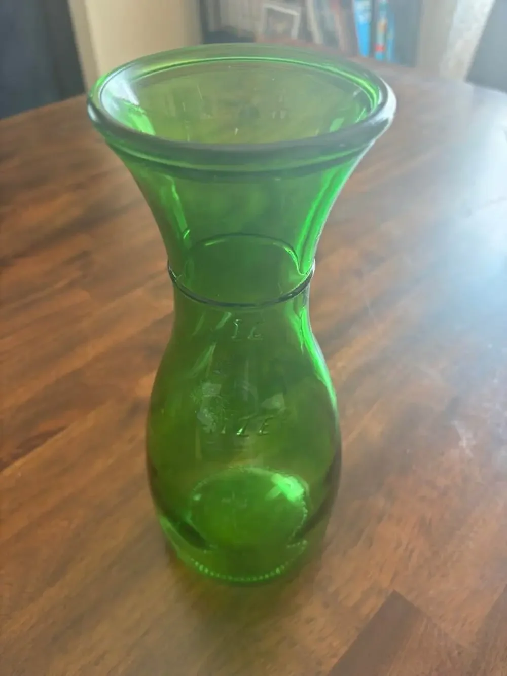 1 Liter Green Glass Carafe
